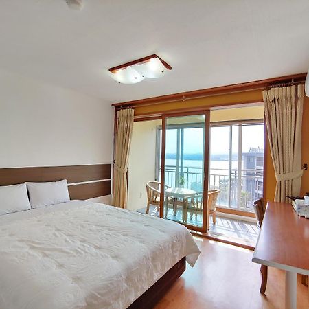 Hostal Bomulsum Seogwipo Exterior foto
