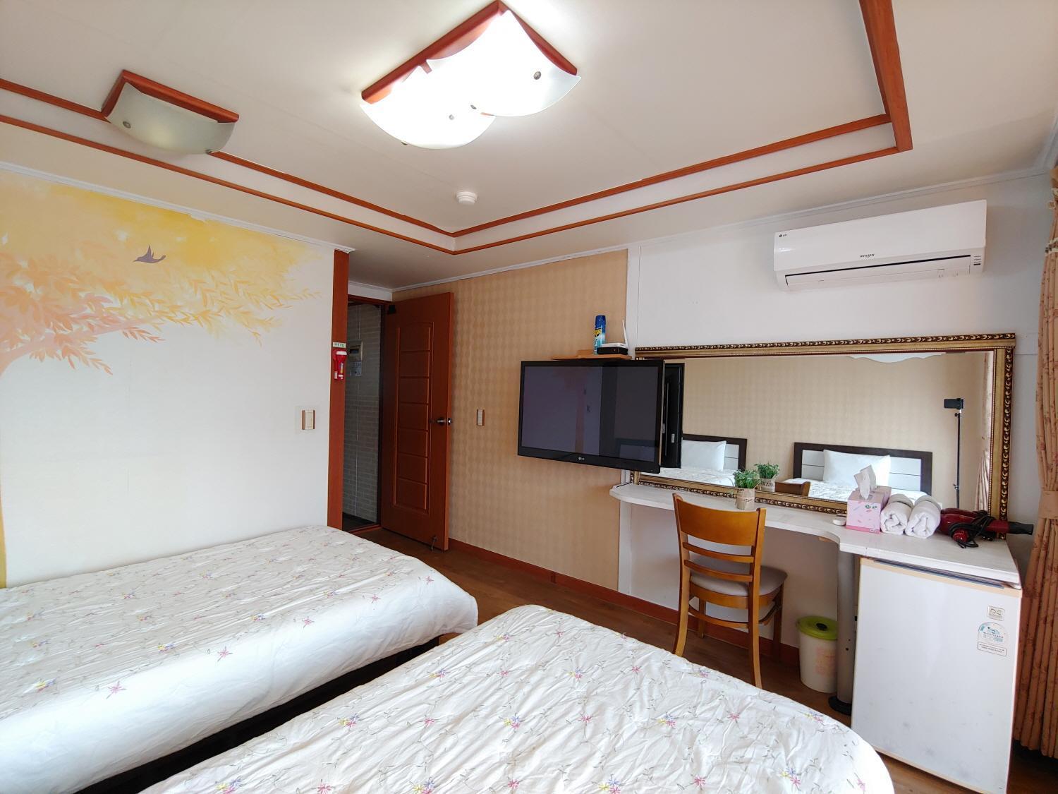 Hostal Bomulsum Seogwipo Exterior foto